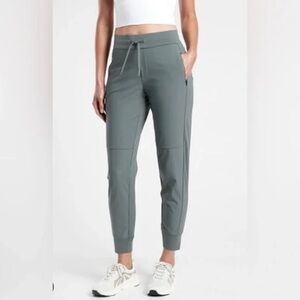 Athleta Headlands Hybrid Jogger